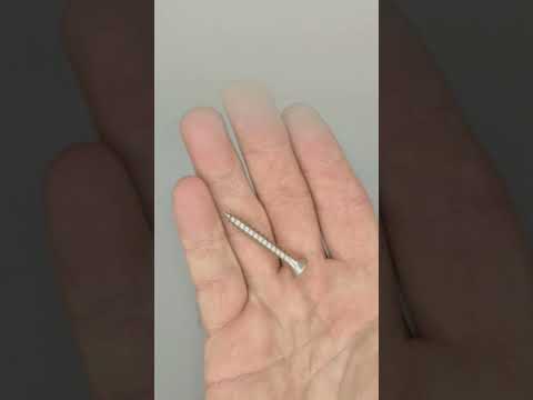 Helgängade träskruvar i syrafast A4 rostfritt stål med försänkt huvud och Torx-spår för hållbar och korrosionsbeständig infästning utomhus.