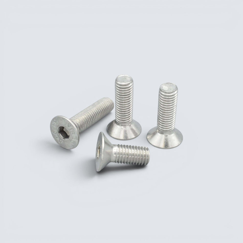 Rostfri.nu A4 stainless steel countersunk hex screw, DIN 7991, corrosion-resistant, for marine and industrial use.